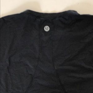 Lululemon MENS black run shirt, xxl